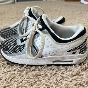 Nike AIRMAX boys sneaks